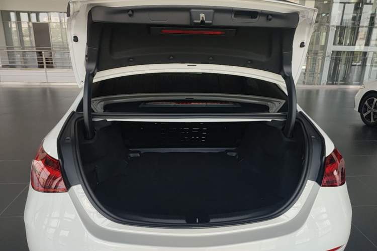 Used Mercedes-Benz C-Class 2022 Restyled C 200 L Sport Edition Trunk