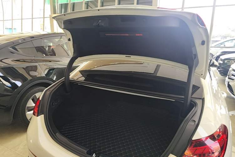 Used Mercedes-Benz C-Class 2022 C 200 L Sport Edition Trunk