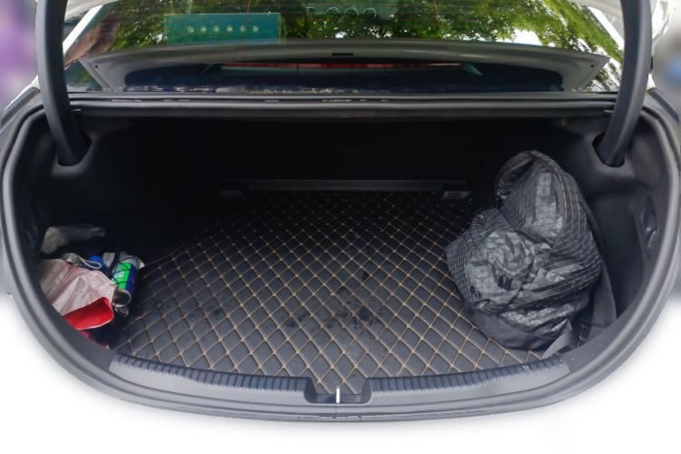Used Mercedes-Benz C-Class 2022 Revised C 260 L Starry Night Sport Edition Trunk