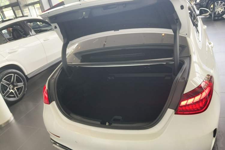 Used Mercedes-Benz C-Class 2022 Restyled C 260 L Sport Edition Trunk
