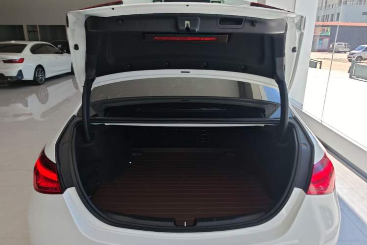 Used Mercedes-Benz C-Class 2022 Restyled C 260 L Sport Edition Trunk