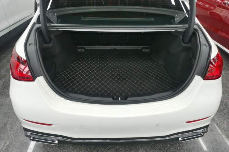 Used Mercedes-Benz C-Class 2022 C 200 L Sport Edition Trunk