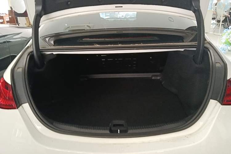 Used Mercedes-Benz C-Class 2022 Restyled C 200 L Sport Edition Trunk
