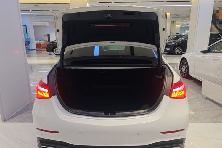 Used Mercedes-Benz C-Class 2022 Revised C 260 L Starry Night Sport Edition Trunk
