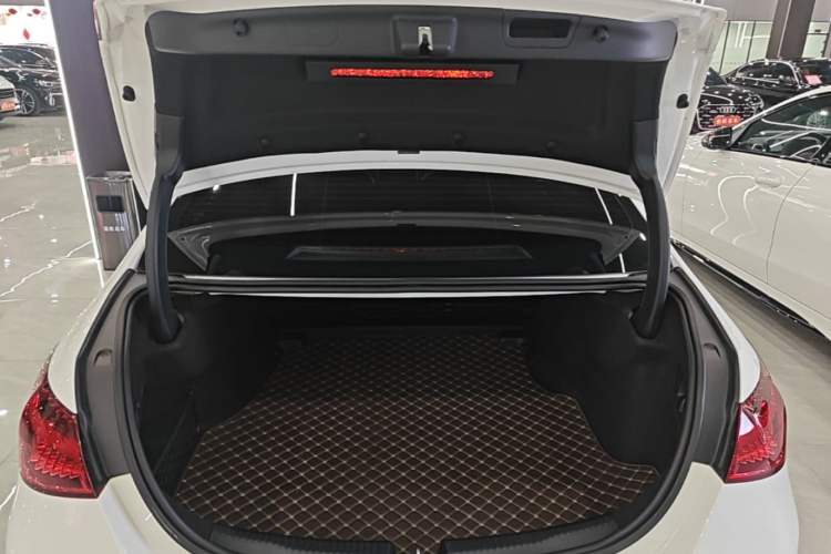 Used Mercedes-Benz C-Class 2022 Restyled C 200 L Sport Edition Trunk