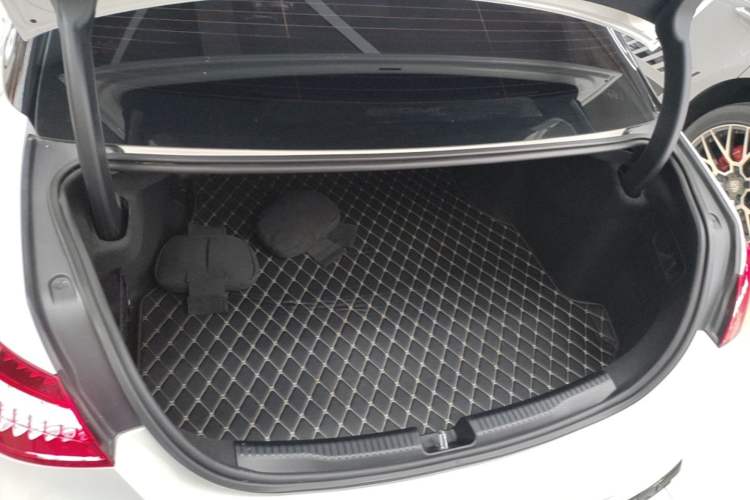 Used Mercedes-Benz C-Class 2022 C 200 L Sport Edition Trunk