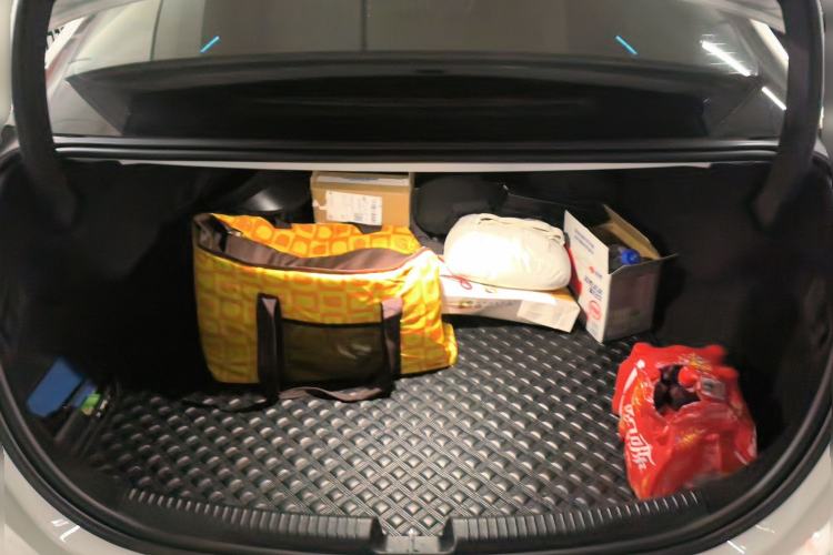 Used Mercedes-Benz C-Class 2022 Restyled C 260 L Sport Edition Trunk
