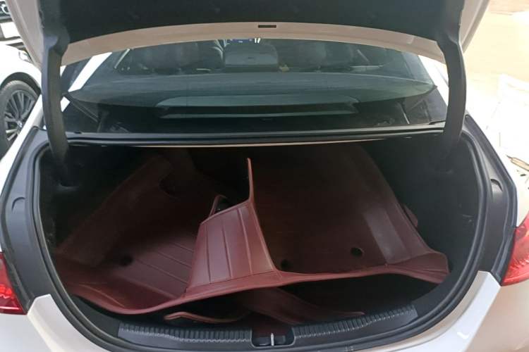 Used Mercedes-Benz C-Class 2022 Restyled C 260 L Sport Edition Trunk