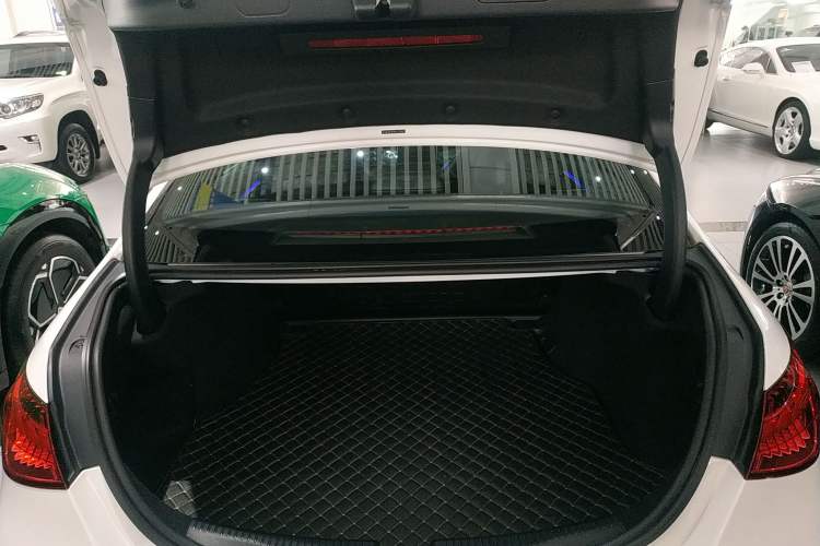 Used Mercedes-Benz C-Class 2022 Restyled C 260 L Sport Edition Trunk