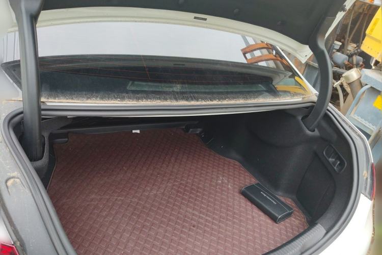 Used Mercedes-Benz C-Class 2022 C 200 L Sport Edition Trunk