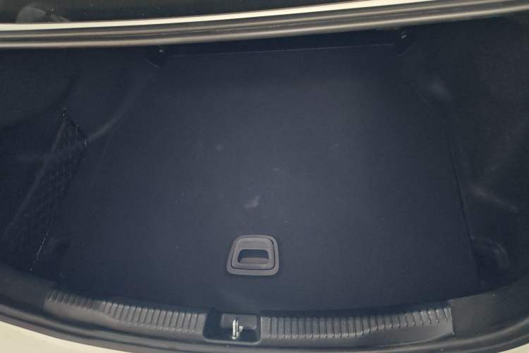 Used Mercedes-Benz C-Class 2022 Restyled C 200 L Sport Edition Trunk
