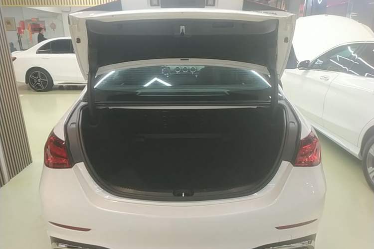 Used Mercedes-Benz C-Class 2022 Restyled C 200 L Sport Edition Trunk