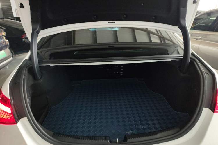 Used Mercedes-Benz C-Class 2022 Restyled C 200 L Sport Edition Trunk