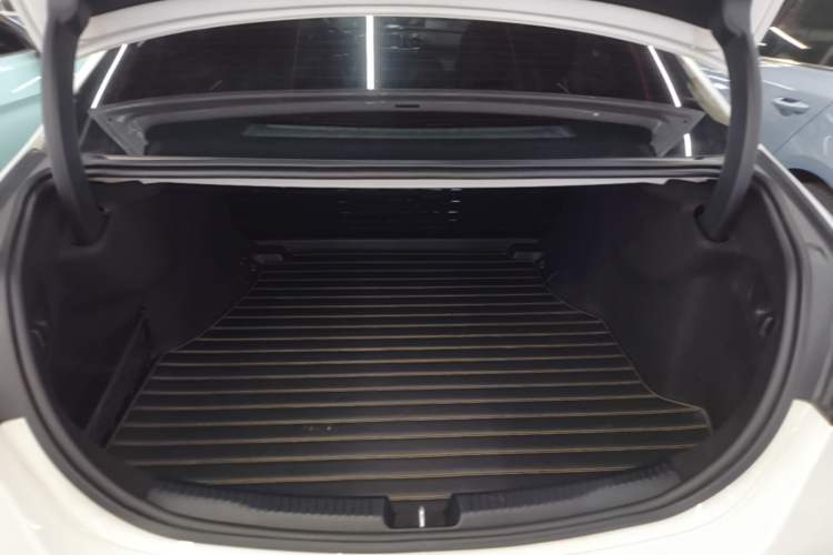 Used Mercedes-Benz C-Class 2022 C 260 L Obsidian Night Sport Edition Trunk