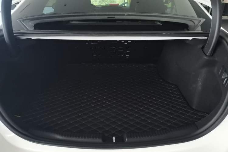 Used Mercedes-Benz C-Class 2022 C 260 L Sport Edition Trunk