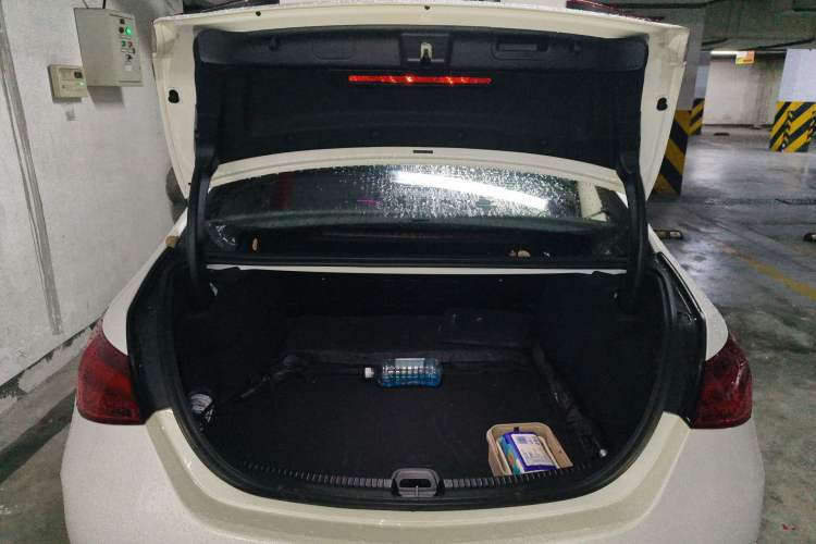 Used Mercedes-Benz C-Class 2022 Restyled C 260 L Sport Edition Trunk