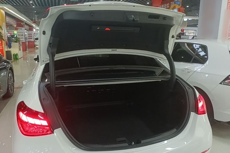 Used Mercedes-Benz C-Class 2022 C 200 L Sport Edition Trunk