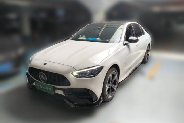 Ojetý Mercedes-Benz C-Class 2022 C 260 L Obsidian Night Sport Edition