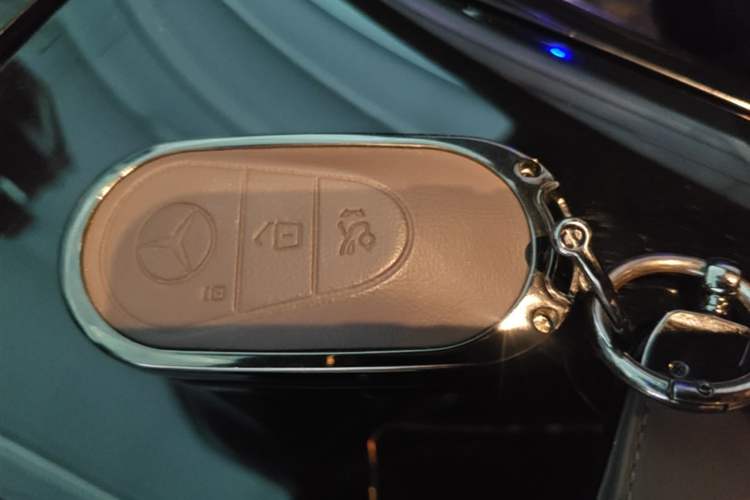 Used Mercedes-Benz C-Class 2022 Restyled C 200 L Sport Edition Vehicle Key