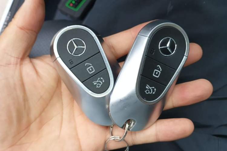 Used Mercedes-Benz C-Class 2022 C 260 L Sport Edition Vehicle Key
