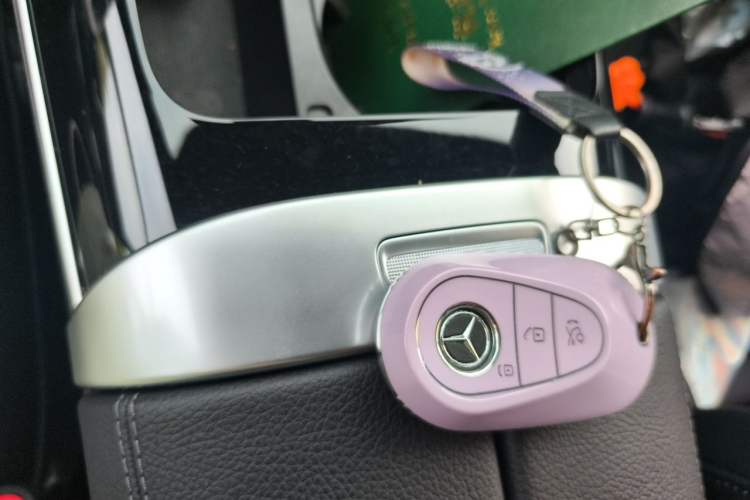 Used Mercedes-Benz C-Class 2022 Restyled C 260 L Sport Edition Vehicle Key