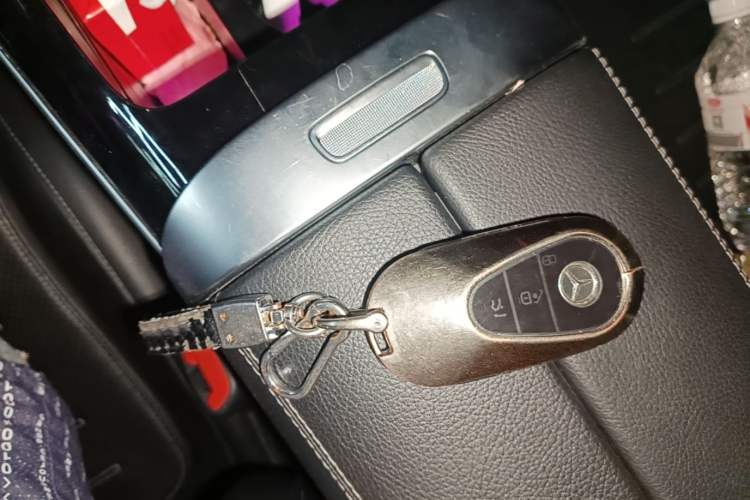 Used Mercedes-Benz C-Class 2022 C 200 L Sport Edition Vehicle Key