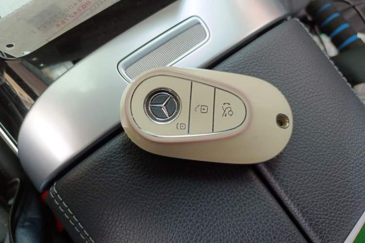 Used Mercedes-Benz C-Class 2022 Revised C 260 L Starry Night Sport Edition Vehicle Key