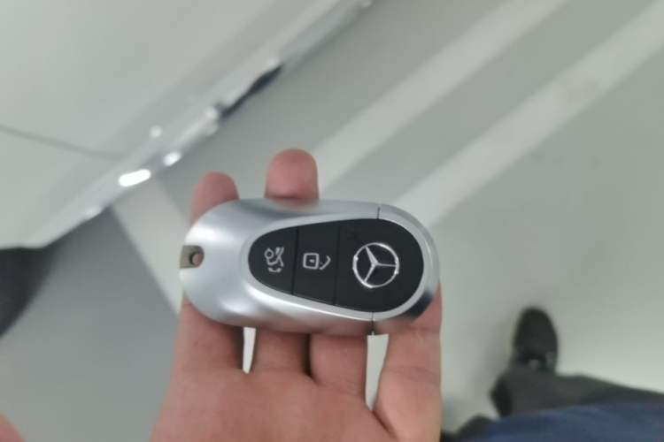 Used Mercedes-Benz C-Class 2022 C 200 L Sport Edition Vehicle Key