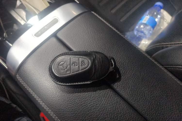 Used Mercedes-Benz C-Class 2022 C 260 L Sport Edition Vehicle Key