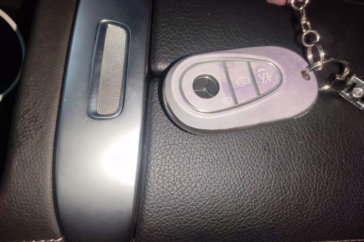 Used Mercedes-Benz C-Class 2022 C 200 L Sport Edition Vehicle Key