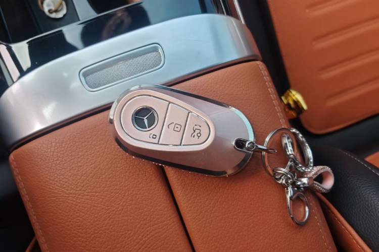 Used Mercedes-Benz C-Class 2022 Restyled C 260 L Sport Edition Vehicle Key