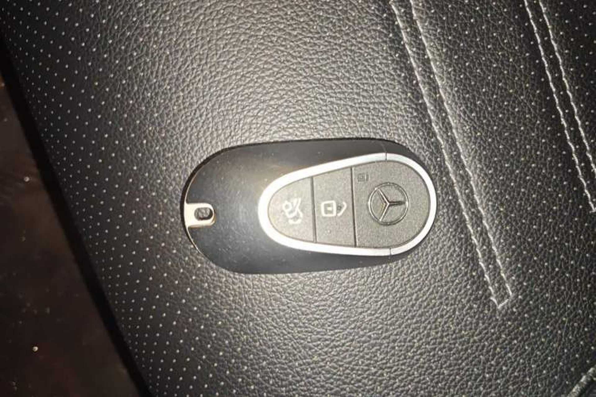 Used Mercedes-Benz C-Class 2022 C 200 L Sport Edition Vehicle Key
