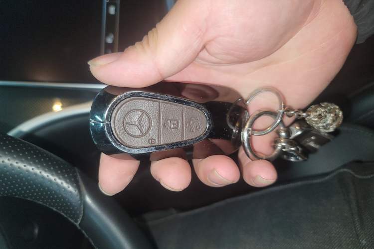 Used Mercedes-Benz C-Class 2022 C 260 L Sport Edition Vehicle Key