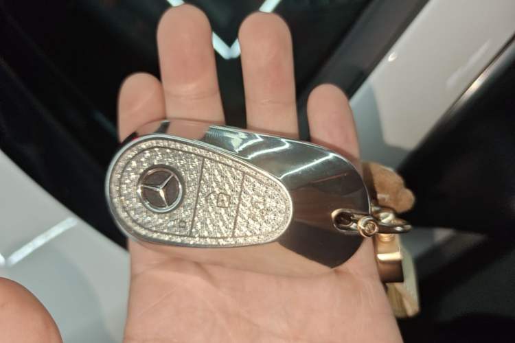 Used Mercedes-Benz C-Class 2022 C 200 L Sport Edition Vehicle Key