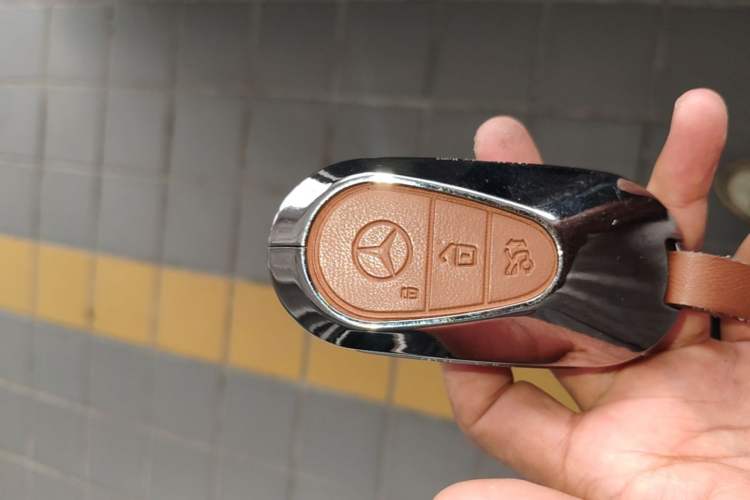 Used Mercedes-Benz C-Class 2022 C 200 L Sport Edition Vehicle Key