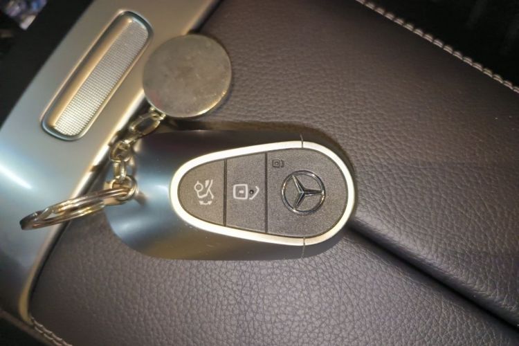 Used Mercedes-Benz C-Class 2022 C 260 L Sport Edition Vehicle Key