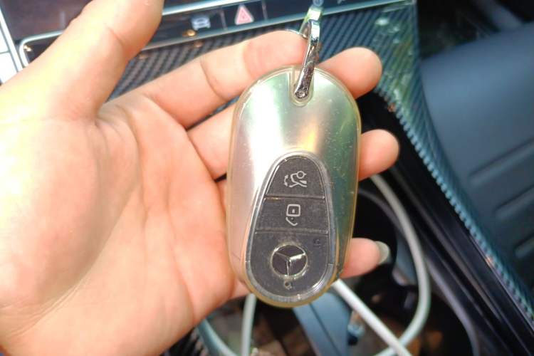 Used Mercedes-Benz C-Class 2022 Revised C 260 L Starry Night Sport Edition Vehicle Key