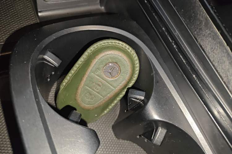 Used Mercedes-Benz C-Class 2022 Restyled C 200 L Sport Edition Vehicle Key