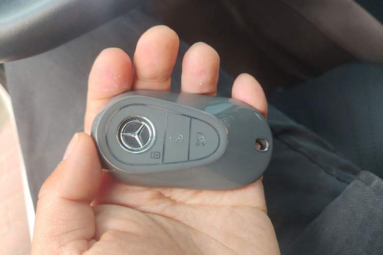 Used Mercedes-Benz C-Class 2022 C 200 L Sport Edition Vehicle Key