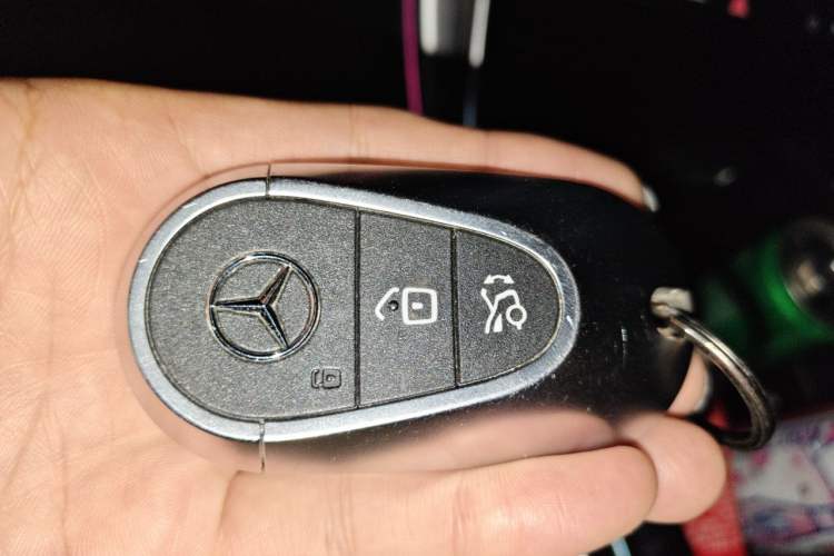 Used Mercedes-Benz C-Class 2022 C 260 L Sport Edition Vehicle Key