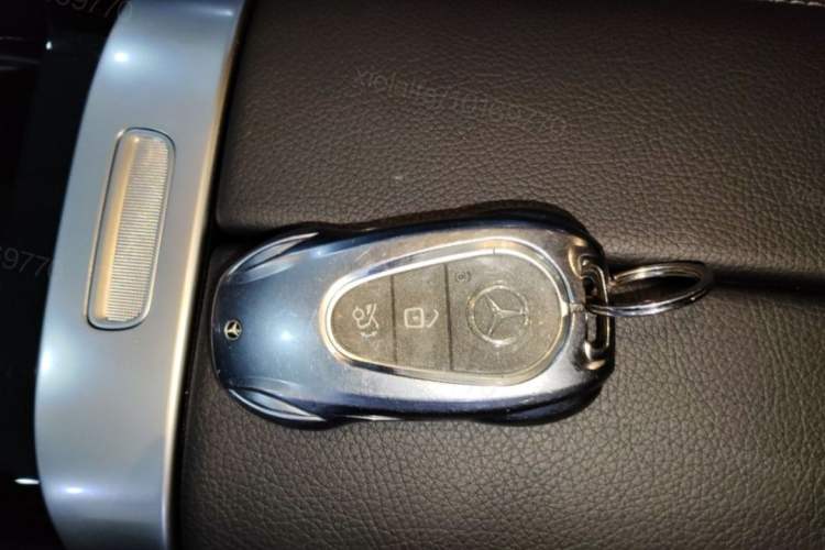 Used Mercedes-Benz C-Class 2022 C 260 L Sport Edition Vehicle Key