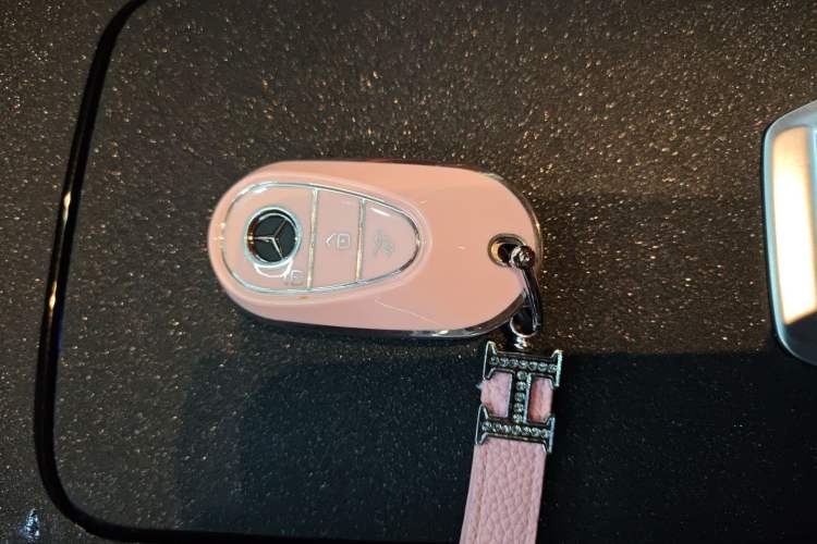 Used Mercedes-Benz C-Class 2022 Restyled C 200 L Sport Edition Vehicle Key