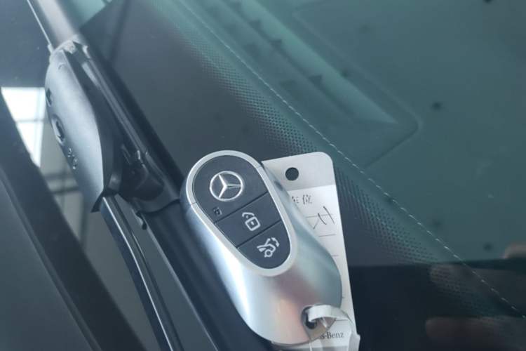 Used Mercedes-Benz C-Class 2022 C 260 L Obsidian Night Sport Edition Vehicle Key