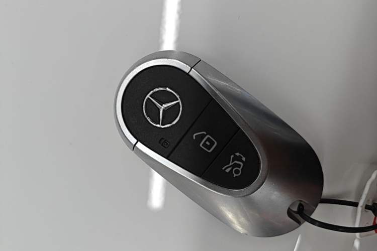 Used Mercedes-Benz C-Class 2022 Revised C 260 L Starry Night Sport Edition Vehicle Key