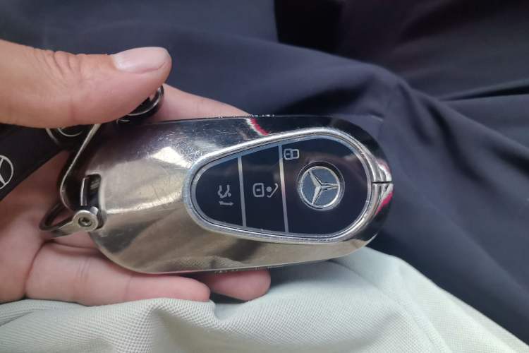 Used Mercedes-Benz C-Class 2022 C 260 L Sport Edition Vehicle Key