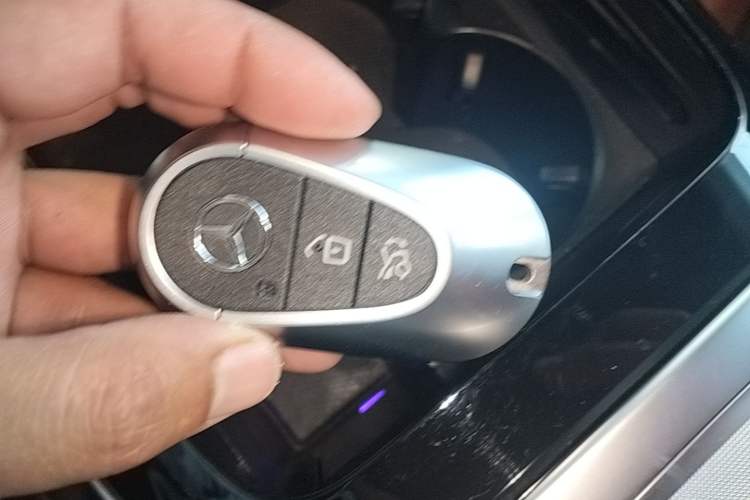 Used Mercedes-Benz C-Class 2022 C 260 L Sport Edition Vehicle Key