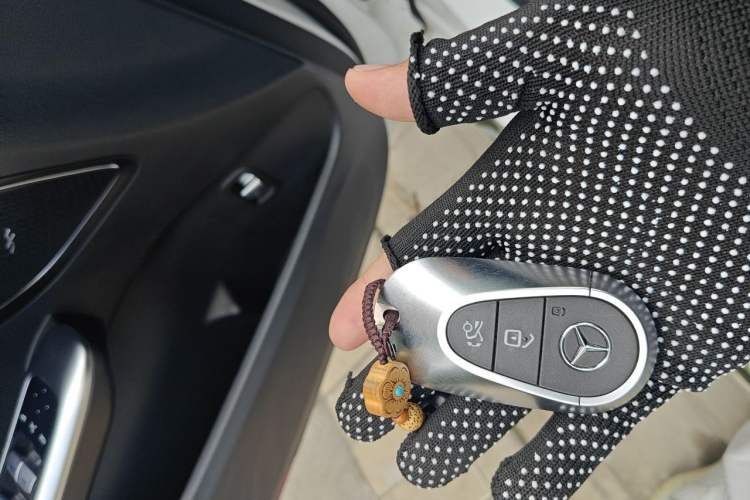 Used Mercedes-Benz C-Class 2022 C 260 L Sport Edition Vehicle Key