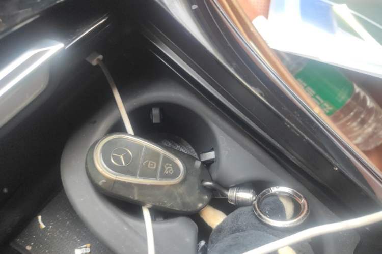 Used Mercedes-Benz C-Class 2022 Restyled C 260 L Sport Edition Vehicle Key