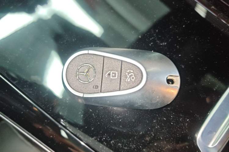 Used Mercedes-Benz C-Class 2022 C 200 L Sport Edition Vehicle Key