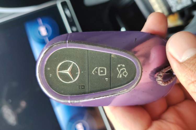 Used Mercedes-Benz C-Class 2022 C 200 L Sport Edition Vehicle Key